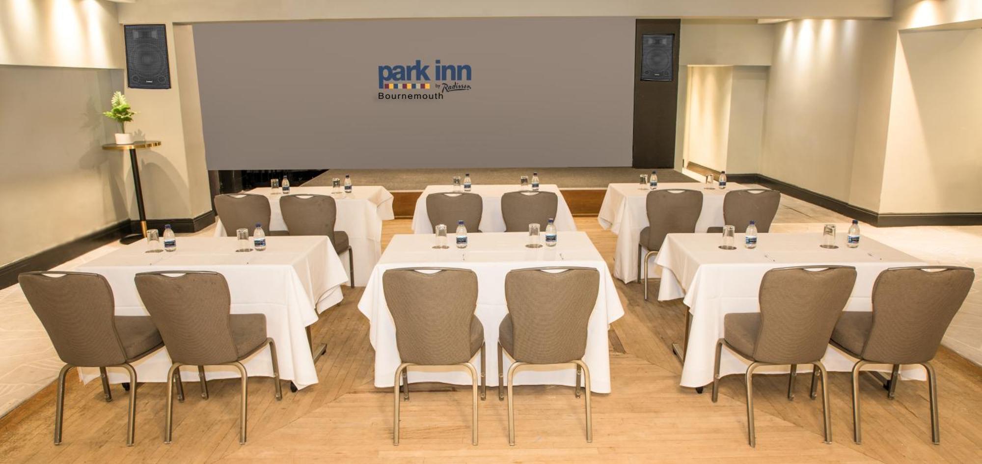 Park Inn By Radisson Борнмут Экстерьер фото