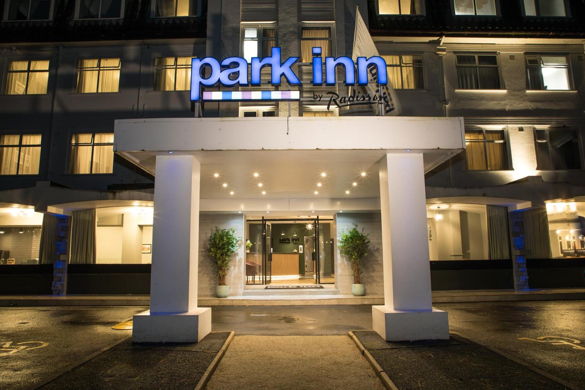 Park Inn By Radisson Борнмут Экстерьер фото
